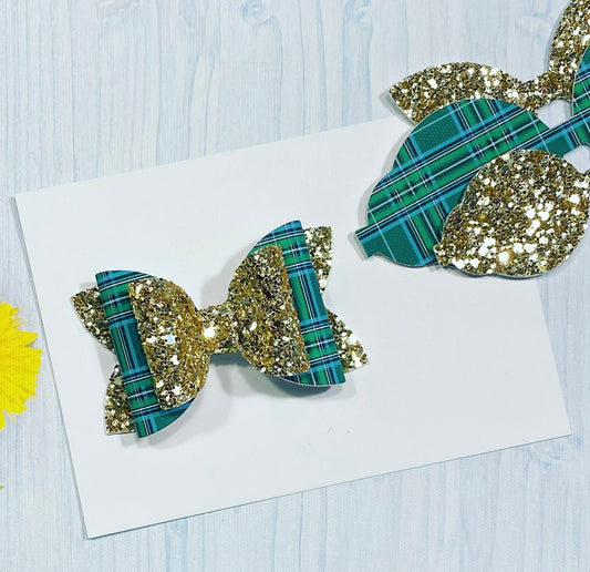 Green Tartan And Gold Glitter Pre Cut Bows (Sold In Packs Of 3)